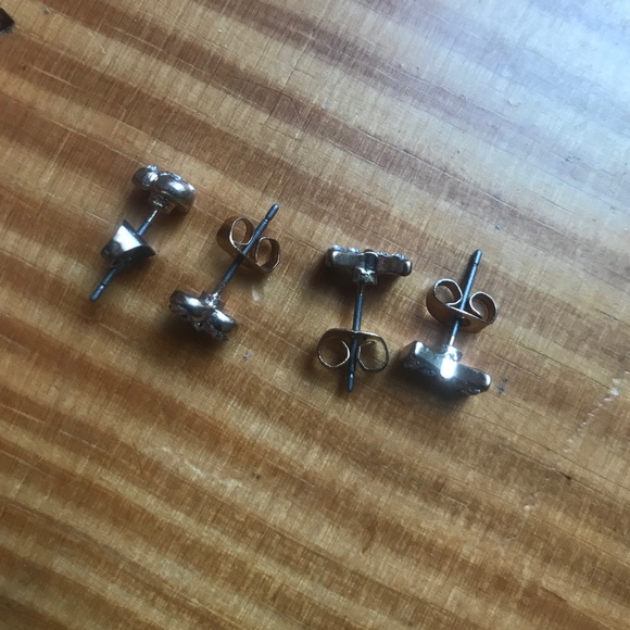 Bow & Heart stud earring bundle - Picture 5 of 5